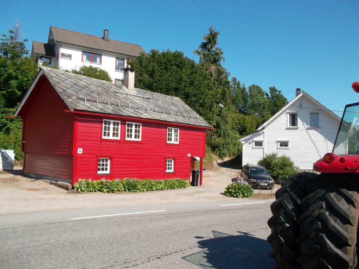 Mo Gardsferie-Pers Frukthage Vila Øystese Exterior foto